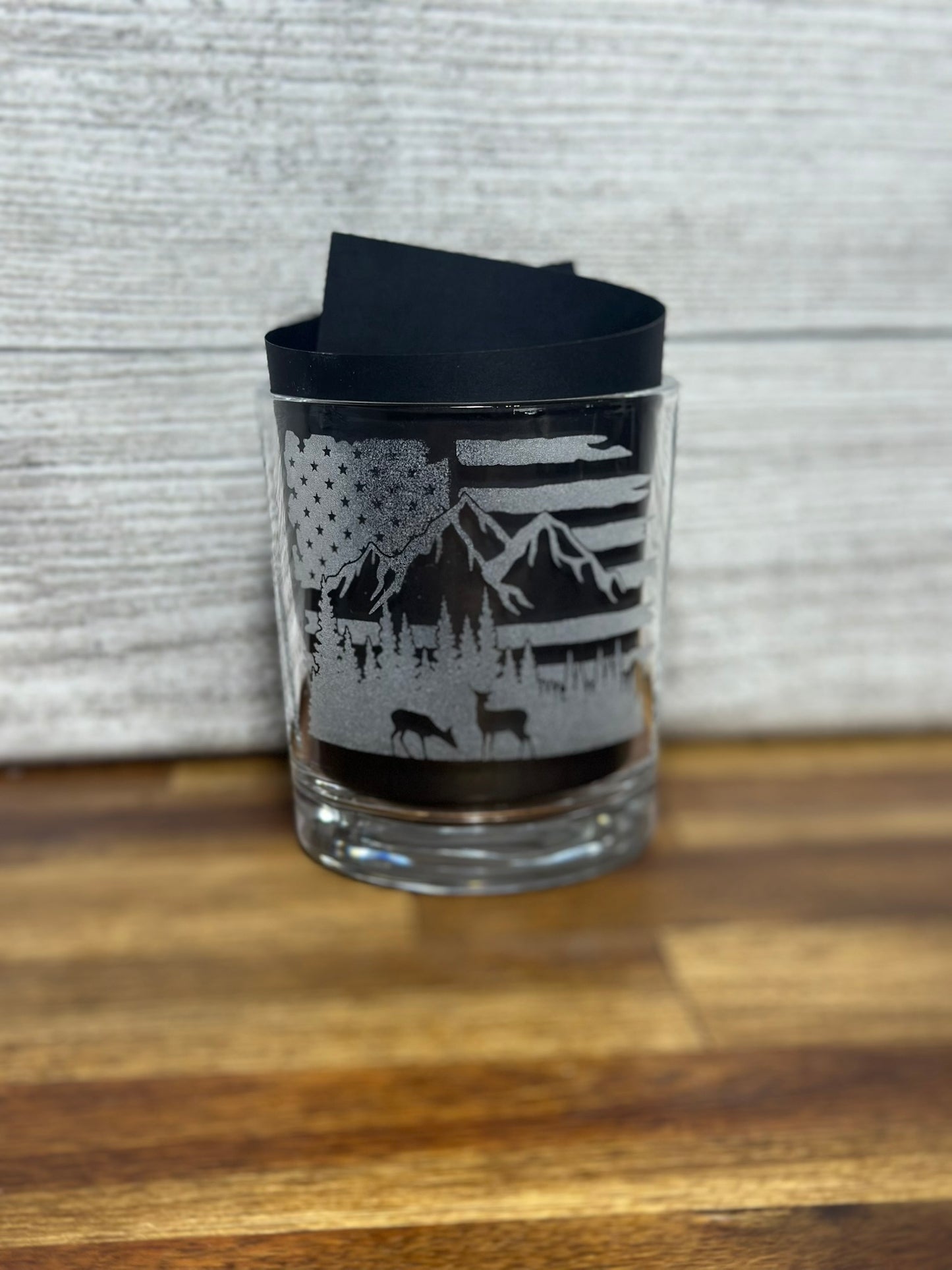 Patriotic Scenery Engraved Whiskey Glass - 8 ounce