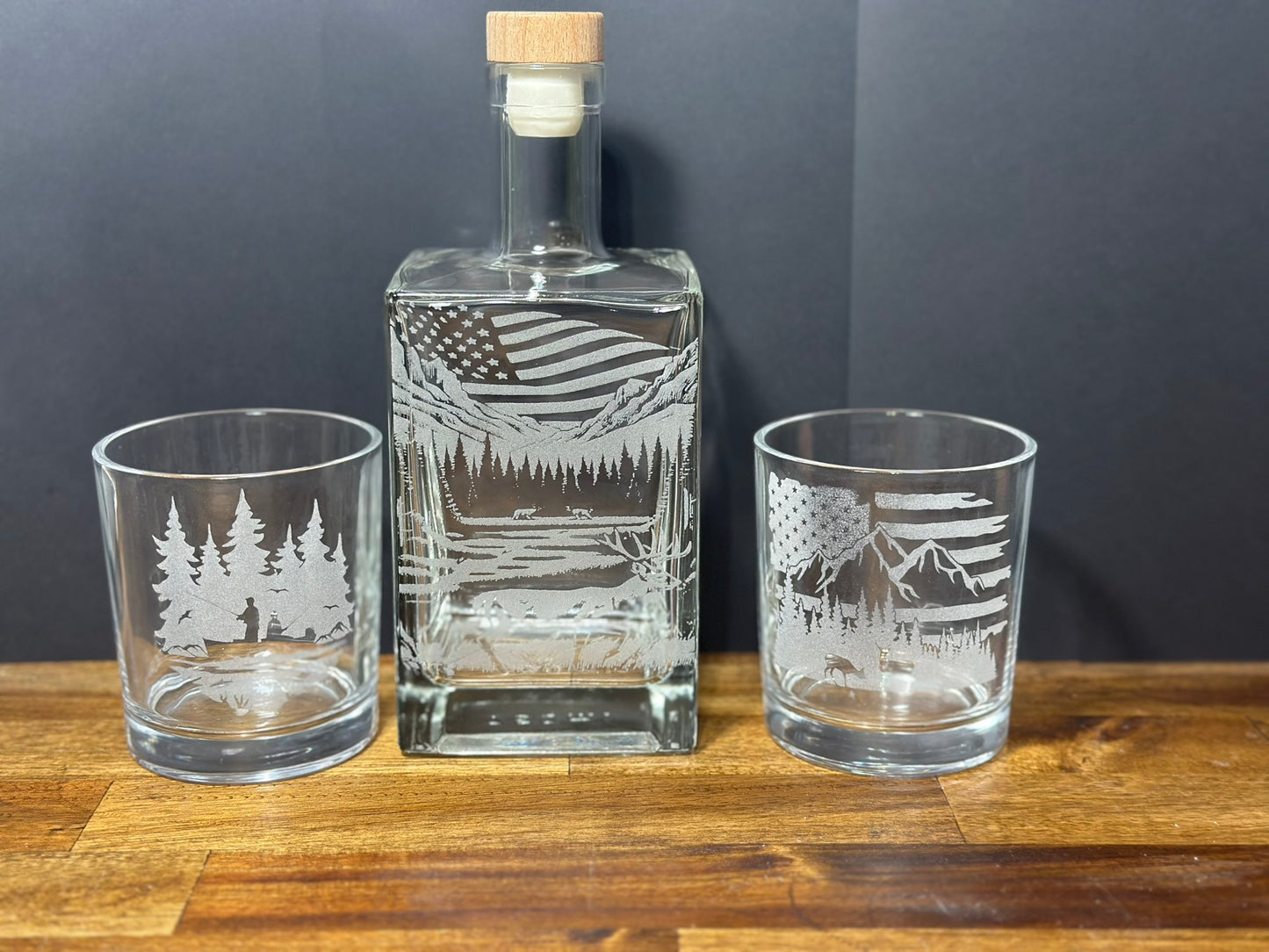 Outdoorsmen Decanter Set
