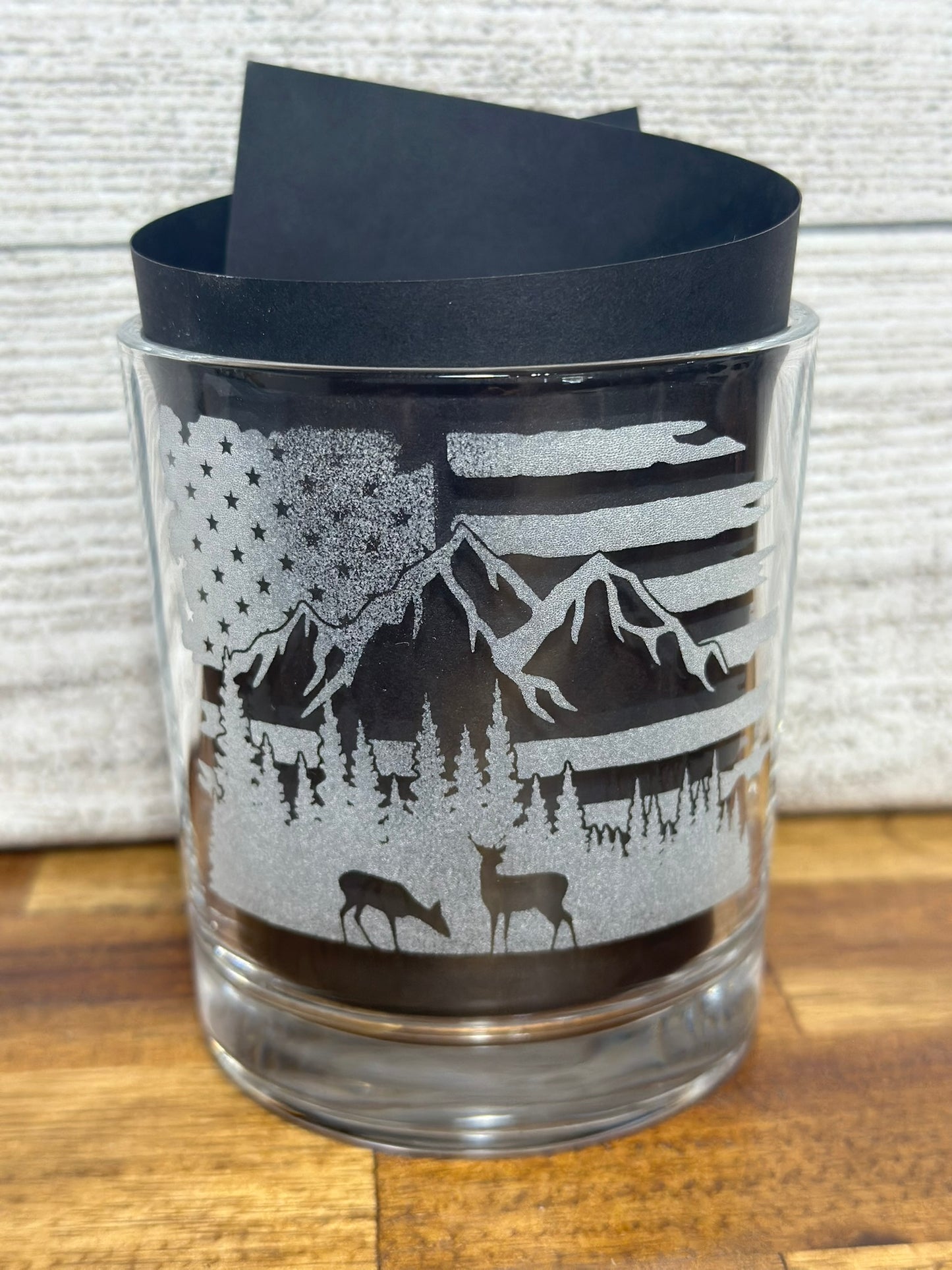 Patriotic Scenery Engraved Whiskey Glass - 8 ounce