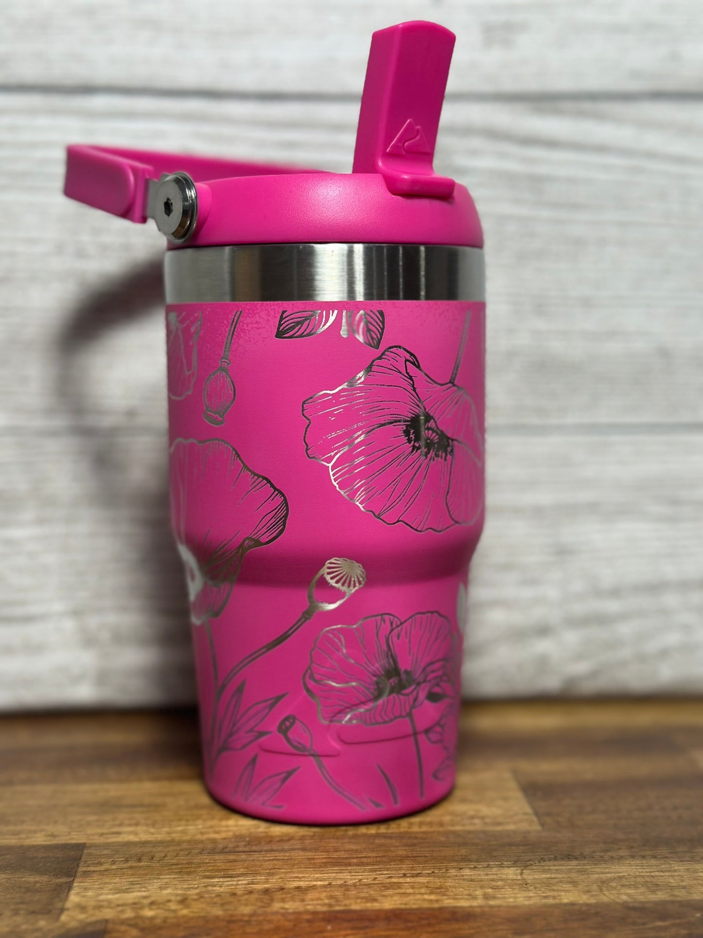 18 Oz Poppy Flip Top Tumbler - Hot Pink