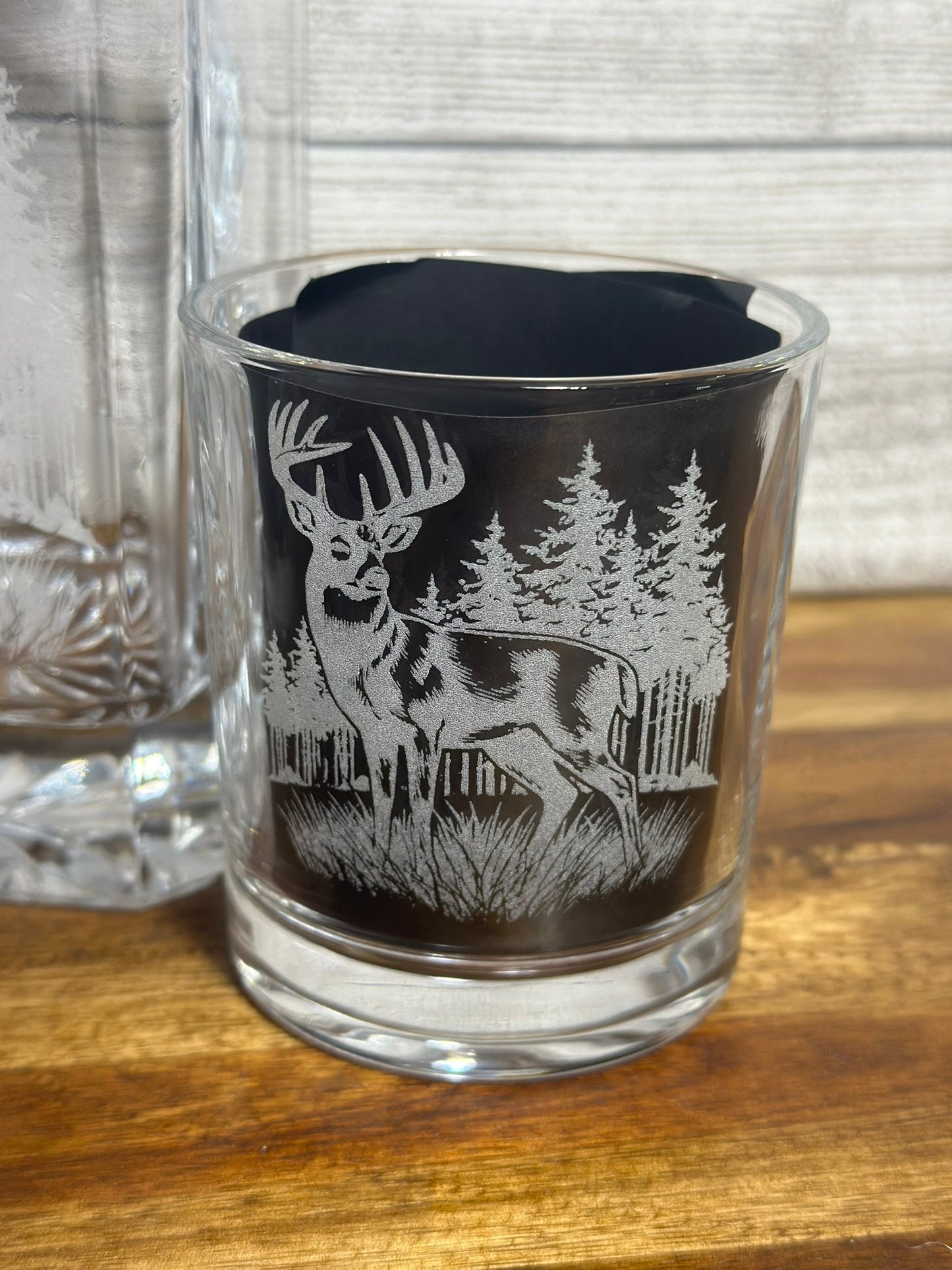 Hunting Scenic Whiskey Glasses and Decanter Set
