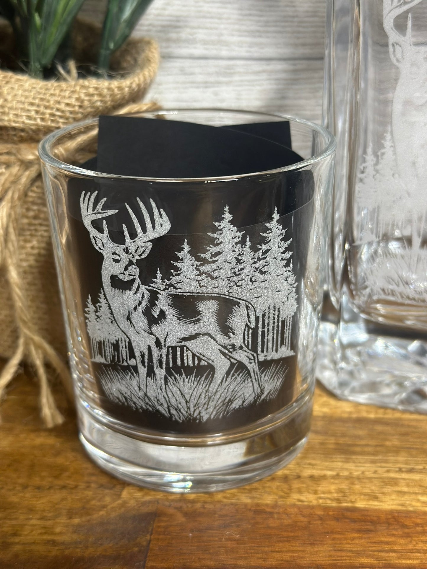 Hunting Scenic Whiskey Glasses and Decanter Set