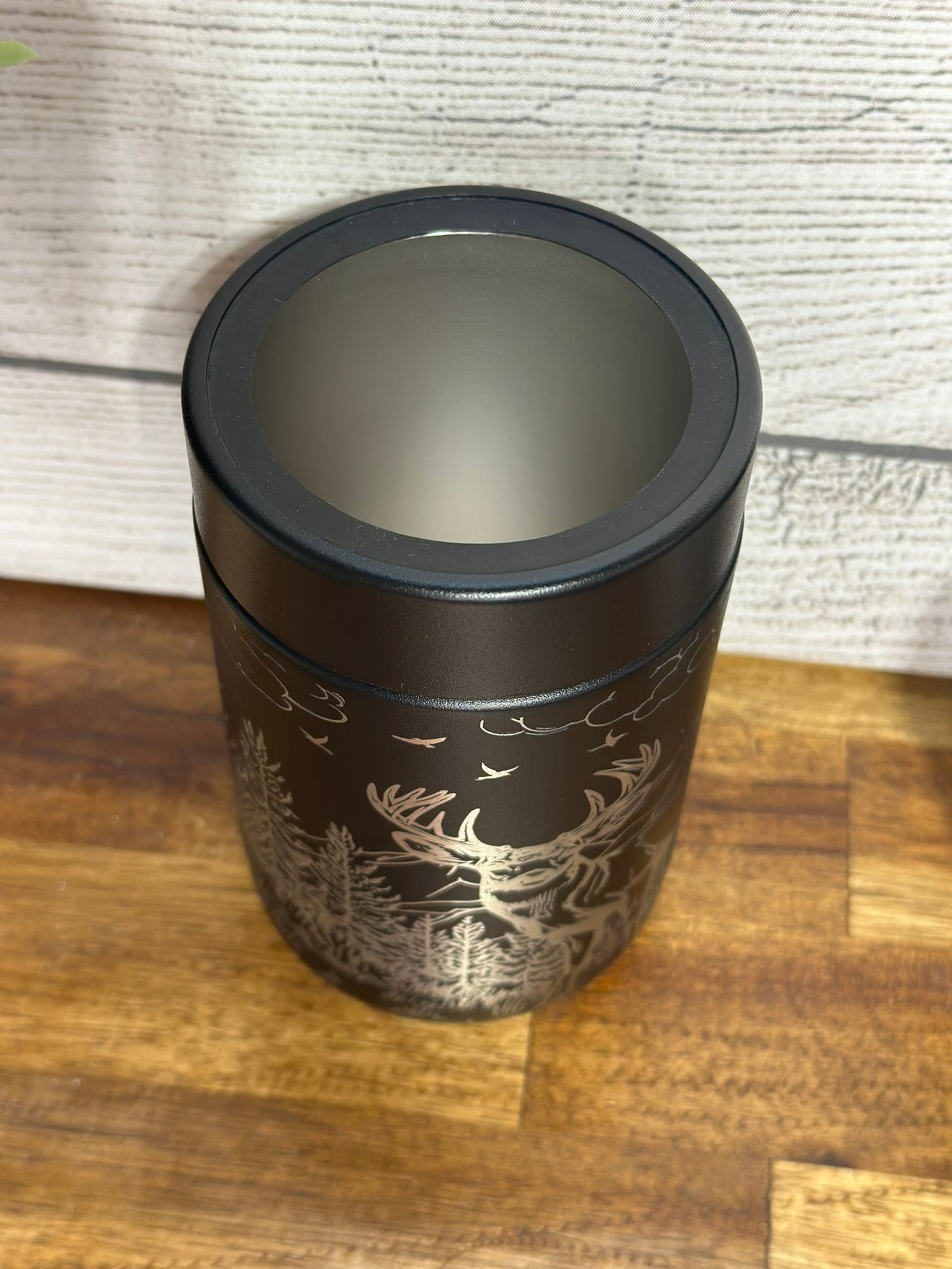 Mountainous Deer Scene Can Cozy - Black